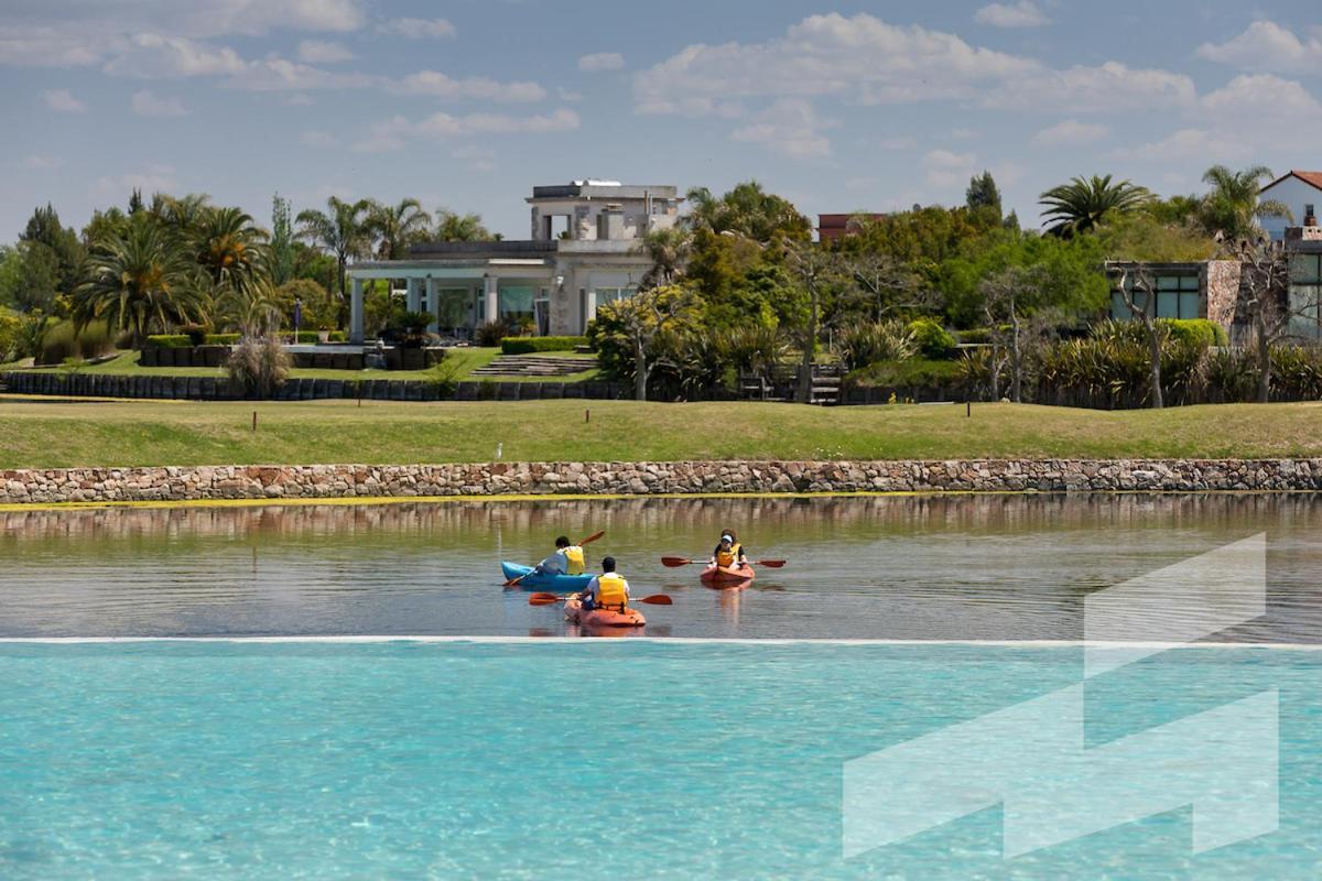 Sofitel La Reserva Cardales Río Luján Екстериор снимка View of the lagoon