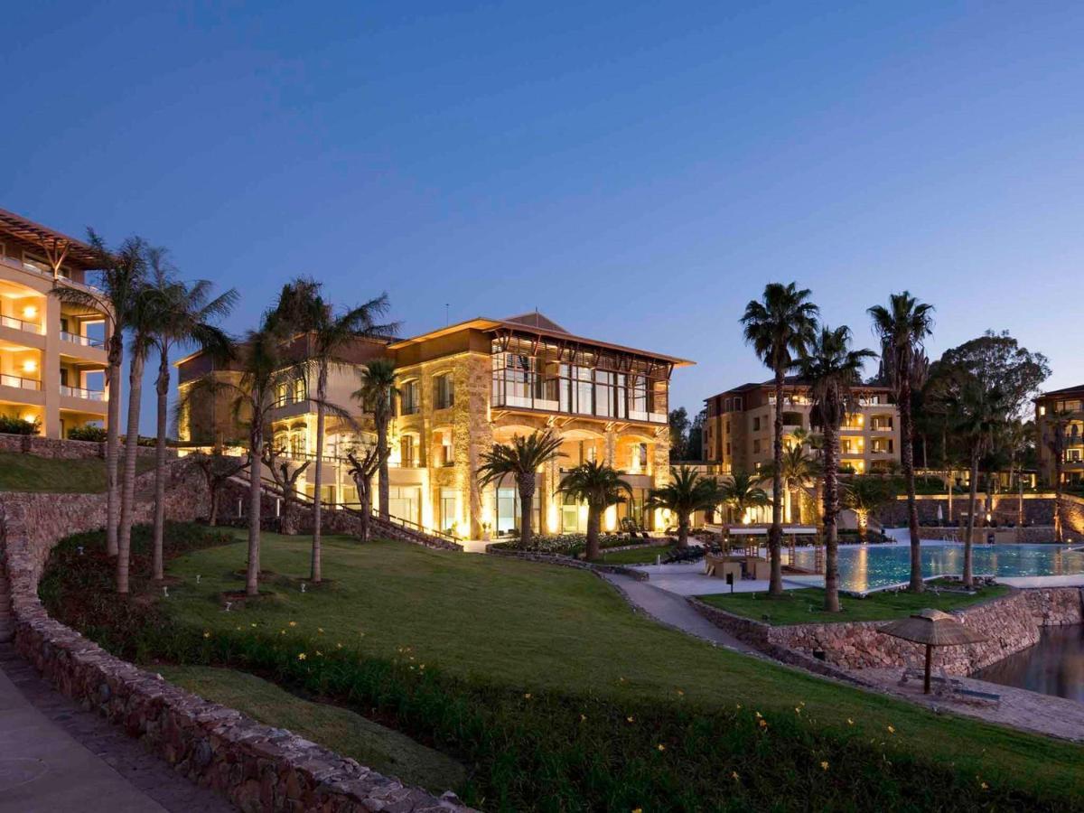 Sofitel La Reserva Cardales Río Luján Екстериор снимка The resort at night