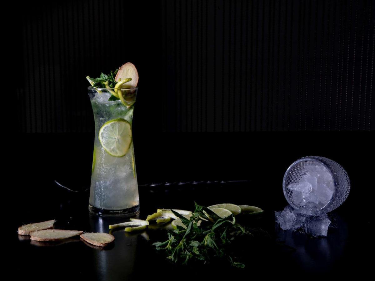 Sofitel La Reserva Cardales Río Luján Екстериор снимка A caipirinha cocktail